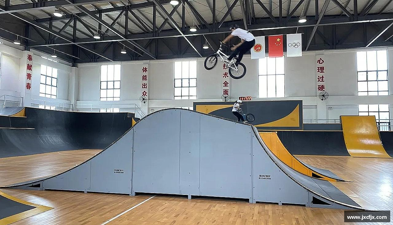 强者征途，梦想起航！